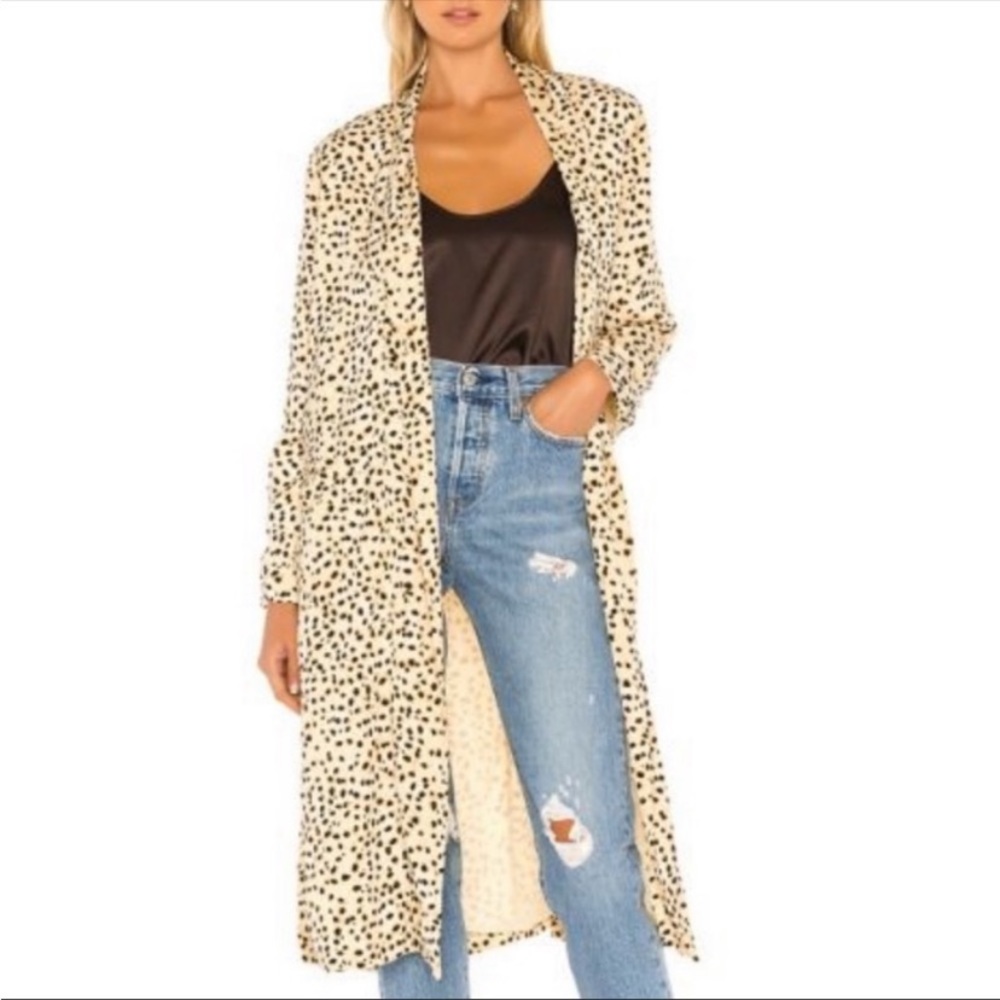 Cupcakes & cashmere duster